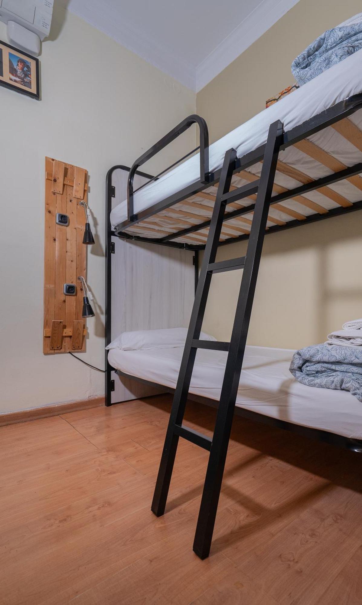Wow Hostel Barcelona Exterior photo
